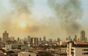 How do I protect my eyes from the Delhi air pollution?